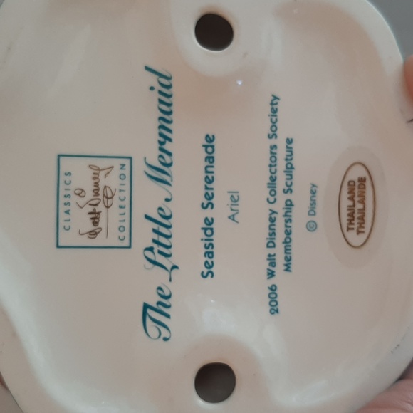 Disney's Ariel Figurine - Picture 4 of 6